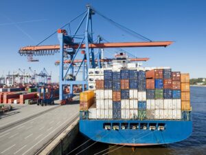 貨代的角色與價(jià)值：穿越復(fù)雜貿(mào)易網(wǎng)絡(luò)的專業(yè)領(lǐng)航員-鑫漢物流