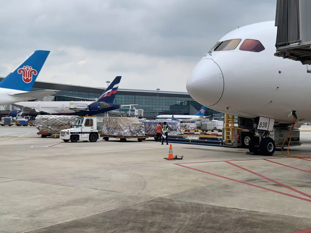 圖片[1]-危險品/鋰電池空運：合規申報，安全直達全球。-鑫漢物流